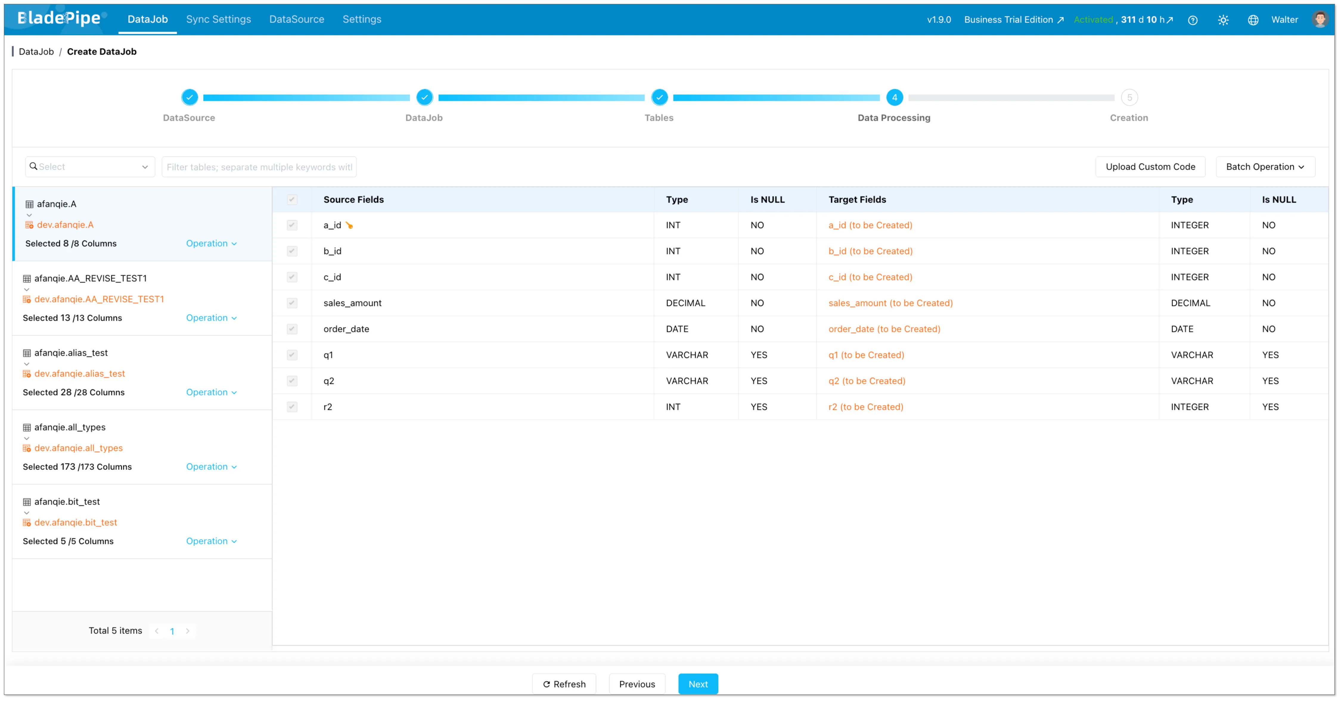 select columns